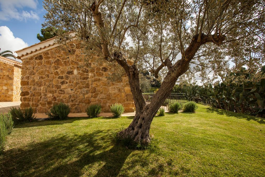 Agriturismo Feudo Muxarello Aragona Exterior photo