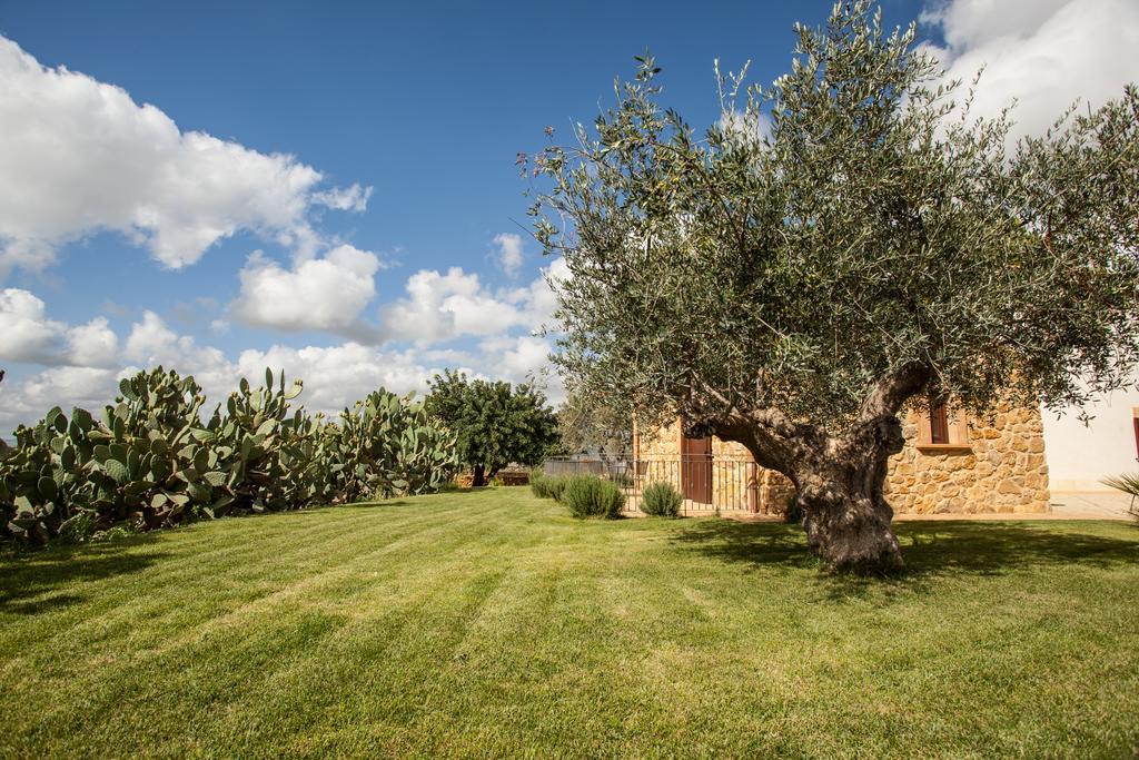 Agriturismo Feudo Muxarello Aragona Room photo