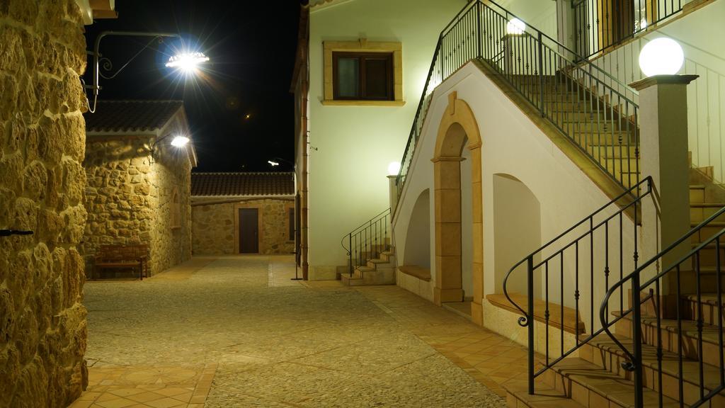 Agriturismo Feudo Muxarello Aragona Exterior photo