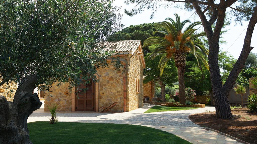 Agriturismo Feudo Muxarello Aragona Exterior photo